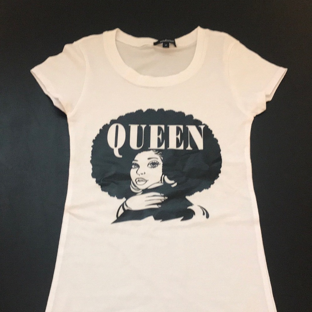 🔥Custom Queen Shirt🔥 NWOT